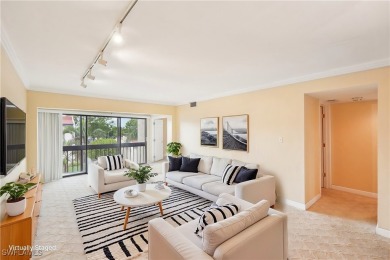 Welcome to this charming 2-bedroom, 2-bathroom condo in the on The Landings Yacht, Golf and Tennis Club in Florida - for sale on GolfHomes.com, golf home, golf lot