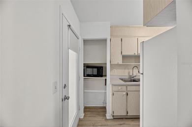 Welcome home to Sun City Center, recognized as being named the on North Lakes Golf Course in Florida - for sale on GolfHomes.com, golf home, golf lot