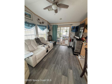 Welcome to Willow Lakes RV and Golf Resort, 
Retired living at on Willow Lakes RV and Golf Resort in Florida - for sale on GolfHomes.com, golf home, golf lot