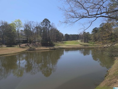 Fully renovated 3 bedroom, 2.5 bath condo with updated finishes on Inverness Country Club in Alabama - for sale on GolfHomes.com, golf home, golf lot