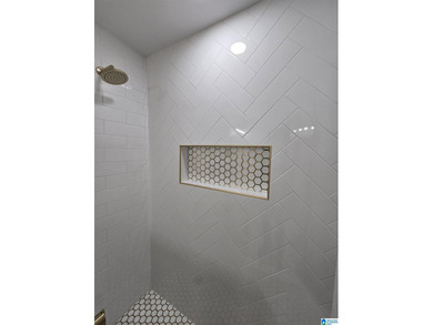 Fully renovated 3 bedroom, 2.5 bath condo with updated finishes on Inverness Country Club in Alabama - for sale on GolfHomes.com, golf home, golf lot