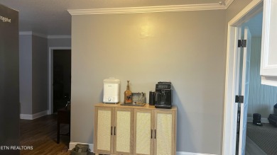 Charming, one level home, backing up onto Lakeside Golf Course on Lakeside Golf Course in Tennessee - for sale on GolfHomes.com, golf home, golf lot