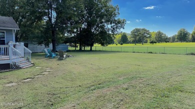 Charming, one level home, backing up onto Lakeside Golf Course on Lakeside Golf Course in Tennessee - for sale on GolfHomes.com, golf home, golf lot