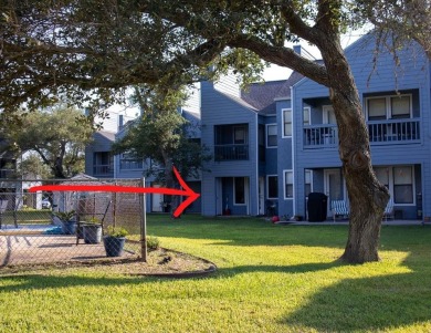 Beautifully updated Hidden Oaks Condo, located just off the 16th on Rockport Country Club in Texas - for sale on GolfHomes.com, golf home, golf lot