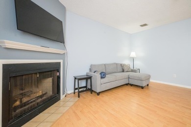 Beautifully updated Hidden Oaks Condo, located just off the 16th on Rockport Country Club in Texas - for sale on GolfHomes.com, golf home, golf lot
