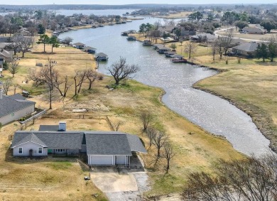 Welcome to this stunning 3-bedroom, 2-bathroom home in the on Lake Kiowa Golf Course in Texas - for sale on GolfHomes.com, golf home, golf lot