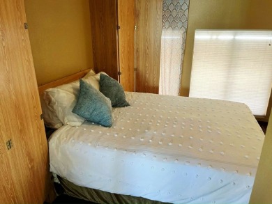 Right now, you could own a 1988 model 1 bed/1 bath, 396.00 sq on Viewpoint Golf Resort in Arizona - for sale on GolfHomes.com, golf home, golf lot