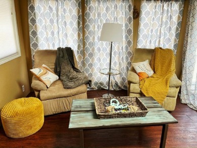 Right now, you could own a 1988 model 1 bed/1 bath, 396.00 sq on Viewpoint Golf Resort in Arizona - for sale on GolfHomes.com, golf home, golf lot