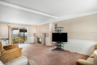 Check out this adorable cute and cozy, 3 Bedrooms 2 bath double on Brookridge Country Club in Florida - for sale on GolfHomes.com, golf home, golf lot