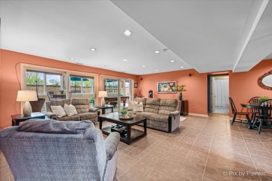 **Multiple offers received. Sellers are calling for highest and on Rolling Knoll Country Club in Illinois - for sale on GolfHomes.com, golf home, golf lot