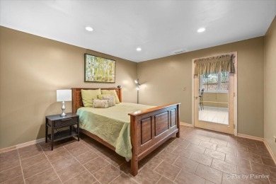 **Multiple offers received. Sellers are calling for highest and on Rolling Knoll Country Club in Illinois - for sale on GolfHomes.com, golf home, golf lot