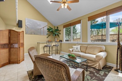 **Multiple offers received. Sellers are calling for highest and on Rolling Knoll Country Club in Illinois - for sale on GolfHomes.com, golf home, golf lot