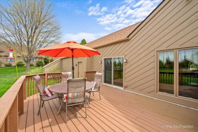 **Multiple offers received. Sellers are calling for highest and on Rolling Knoll Country Club in Illinois - for sale on GolfHomes.com, golf home, golf lot