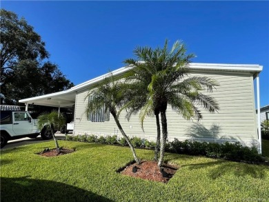 Wow this home has it all!! New A/C, new flooring & fans w/lights on Indianwood Golf and Country Club in Florida - for sale on GolfHomes.com, golf home, golf lot