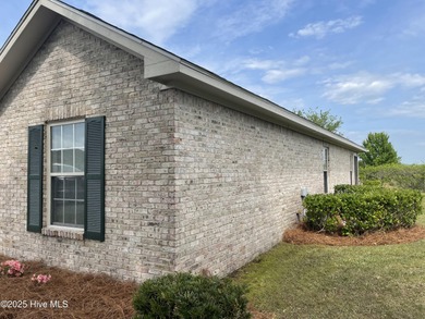 Welcome to Castle Bay - Comfort, Style, Golf, and Easy Coastal on Castle Bay Golf and Country Club in North Carolina - for sale on GolfHomes.com, golf home, golf lot