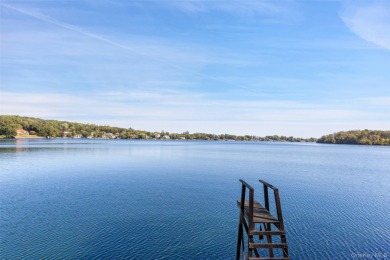 BOAT! SWIM! FISH! TENNIS! GOLF! Introducing an *AMAZING on Mahopac Golf Club in New York - for sale on GolfHomes.com, golf home, golf lot