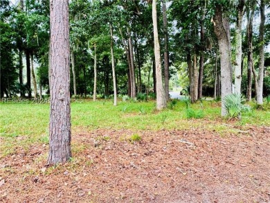 Unbeatable price and location! This approximate 1/2 acre lot is on Haig Point Golf Club in South Carolina - for sale on GolfHomes.com, golf home, golf lot