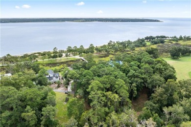 Unbeatable price and location! This approximate 1/2 acre lot is on Haig Point Golf Club in South Carolina - for sale on GolfHomes.com, golf home, golf lot