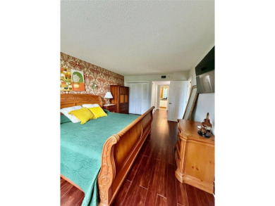 Turn-Key  Fully Furnished!!!  Unique  Spacious All-Ages Condo - on Palm-Aire Country Club and Resort - Palms in Florida - for sale on GolfHomes.com, golf home, golf lot