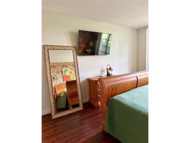 Turn-Key  Fully Furnished!!!  Unique  Spacious All-Ages Condo - on Palm-Aire Country Club and Resort - Palms in Florida - for sale on GolfHomes.com, golf home, golf lot