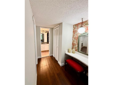 Turn-Key  Fully Furnished!!!  Unique  Spacious All-Ages Condo - on Palm-Aire Country Club and Resort - Palms in Florida - for sale on GolfHomes.com, golf home, golf lot