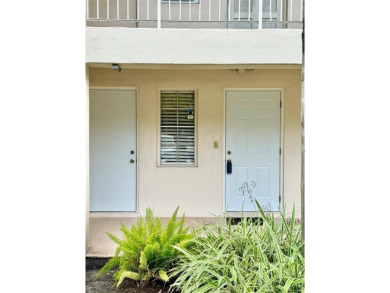 Turn-Key  Fully Furnished!!!  Unique  Spacious All-Ages Condo - on Palm-Aire Country Club and Resort - Palms in Florida - for sale on GolfHomes.com, golf home, golf lot
