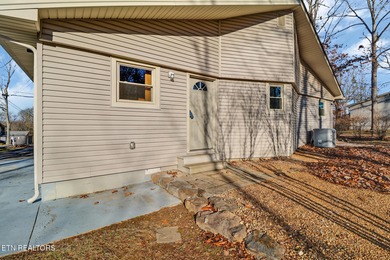 Updated Cottage in the heart of Fairfield Glade, located near on Druid Hills Golf Club in Tennessee - for sale on GolfHomes.com, golf home, golf lot