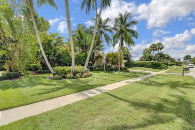 Situated  on a secluded lot, this delightful home masterfully on Delaire Golf and Country Club in Florida - for sale on GolfHomes.com, golf home, golf lot