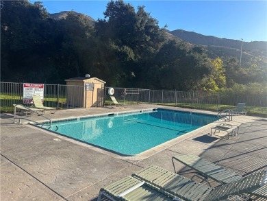 **Charming 3-Bedroom, 2-Bathroom Manufactured Home in Prime on Green River Golf Club in California - for sale on GolfHomes.com, golf home, golf lot