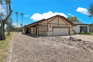 Explore this beautifully remodeled home on the 9th hole of Alamo on Alamo Country Club in Texas - for sale on GolfHomes.com, golf home, golf lot