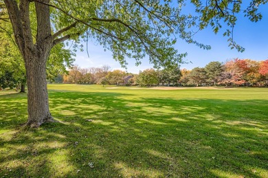 Welcome home to this exceptional Sierra model townhouse in the on Pine Meadow Golf Club in Illinois - for sale on GolfHomes.com, golf home, golf lot