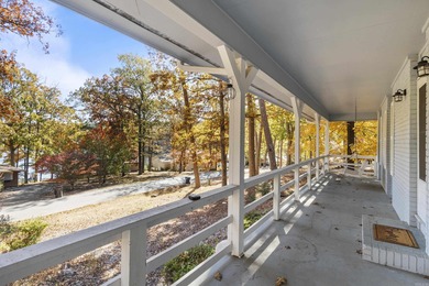 Motivated Seller - Bring Your Offer! This beautifully maintained on DeSoto Golf Course in Arkansas - for sale on GolfHomes.com, golf home, golf lot