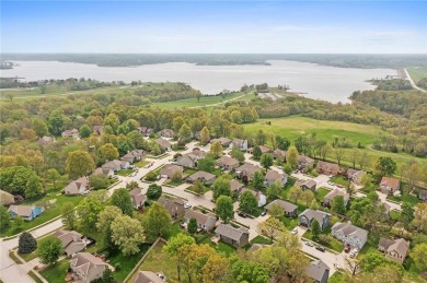 Welcome home to lake life in Harborview! This gorgeous reverse 1 on Paradise Pointe Golf Complex in Missouri - for sale on GolfHomes.com, golf home, golf lot