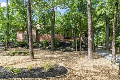 Diamante 6th Green Golf-Front Home - Hot Springs Village on Diamante Golf and Country Club in Arkansas - for sale on GolfHomes.com, golf home, golf lot