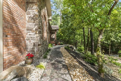 Diamante 6th Green Golf-Front Home - Hot Springs Village on Diamante Golf and Country Club in Arkansas - for sale on GolfHomes.com, golf home, golf lot