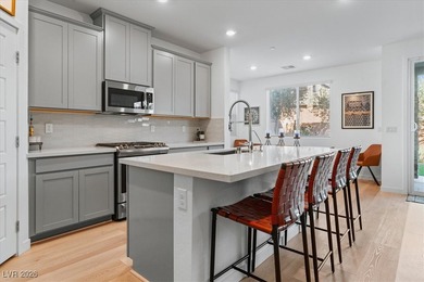 Welcome to this elegant 3 bedroom, 2 car garage home located in on Falls Golf Course in Nevada - for sale on GolfHomes.com, golf home, golf lot