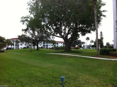 INVESTORS!! Top-Floor End Unit in High Point Country Club - Golf on High Point Country Club in Florida - for sale on GolfHomes.com, golf home, golf lot