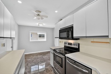 Beautifully maintained 3-bed, 2.5-bath villa with golf course on Fountains Golf and Country Club in Florida - for sale on GolfHomes.com, golf home, golf lot