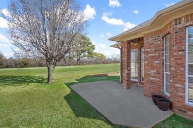 Don't miss this sought-after garden home located in the on Hide-A-Way Lake Golf Course in Texas - for sale on GolfHomes.com, golf home, golf lot