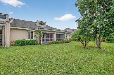 Beautifully maintained 3-bed, 2.5-bath villa with golf course on Fountains Golf and Country Club in Florida - for sale on GolfHomes.com, golf home, golf lot