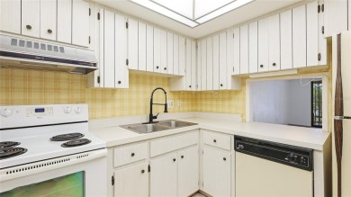 Welcome to the best value in Glen Oaks! This 2-bedroom on Bobby Jones Golf Club in Florida - for sale on GolfHomes.com, golf home, golf lot