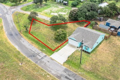 Prime location alert! This is your chance to build the perfect on Rockport Country Club in Texas - for sale on GolfHomes.com, golf home, golf lot