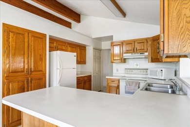 Location! Location! Situated in a quiet cul-de-sac next to the on Bloomington Country Club in Utah - for sale on GolfHomes.com, golf home, golf lot