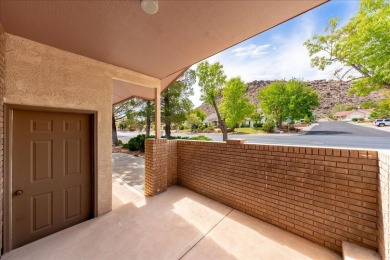 Location! Location! Situated in a quiet cul-de-sac next to the on Bloomington Country Club in Utah - for sale on GolfHomes.com, golf home, golf lot