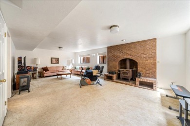 Location! Location! Situated in a quiet cul-de-sac next to the on Bloomington Country Club in Utah - for sale on GolfHomes.com, golf home, golf lot