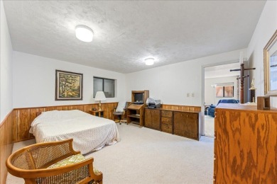 Location! Location! Situated in a quiet cul-de-sac next to the on Bloomington Country Club in Utah - for sale on GolfHomes.com, golf home, golf lot