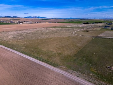 Welcome to country living at its finest! This beautiful 5-acre on Old Baldy Golf Course in Montana - for sale on GolfHomes.com, golf home, golf lot
