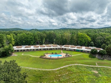 Welcome to your dream home! This stunning 3-bedroom, 2-bathroom on Belvedere Golf Club in Arkansas - for sale on GolfHomes.com, golf home, golf lot