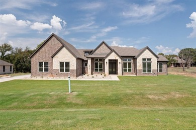 Exquisite 4-Bedroom Luxury Home in Pecan Plantation Golfing on Nutcracker Golf Club in Texas - for sale on GolfHomes.com, golf home, golf lot