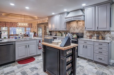 ***BRING ALL OFFERS*** Beautifully updated, open floor plan on on Cortez Golf Course in Arkansas - for sale on GolfHomes.com, golf home, golf lot